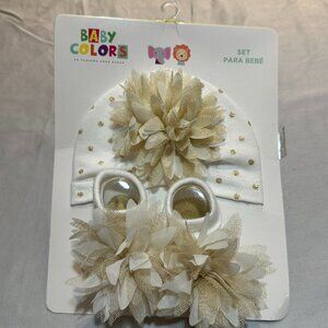 ⭐️ NWT - newborn baby hat and booties